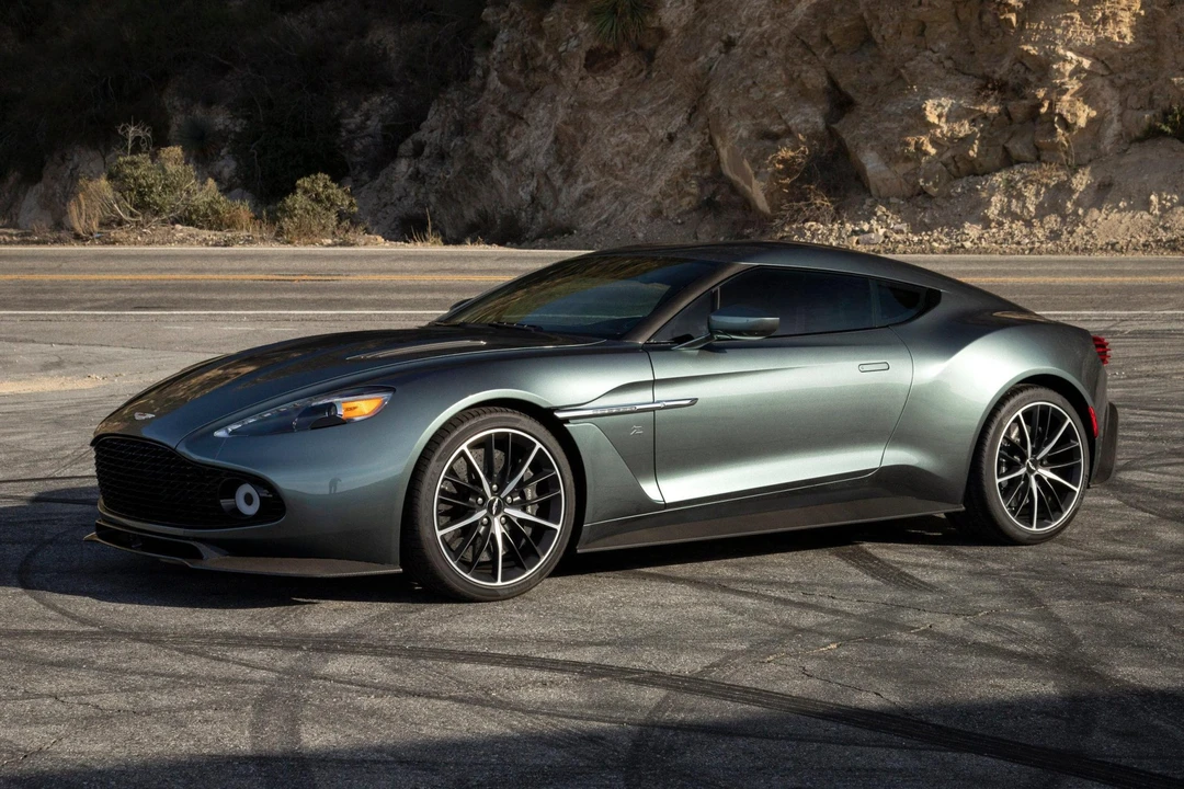 2018 Aston Martin Vanquish 2nd Gen - Image 7 of 31