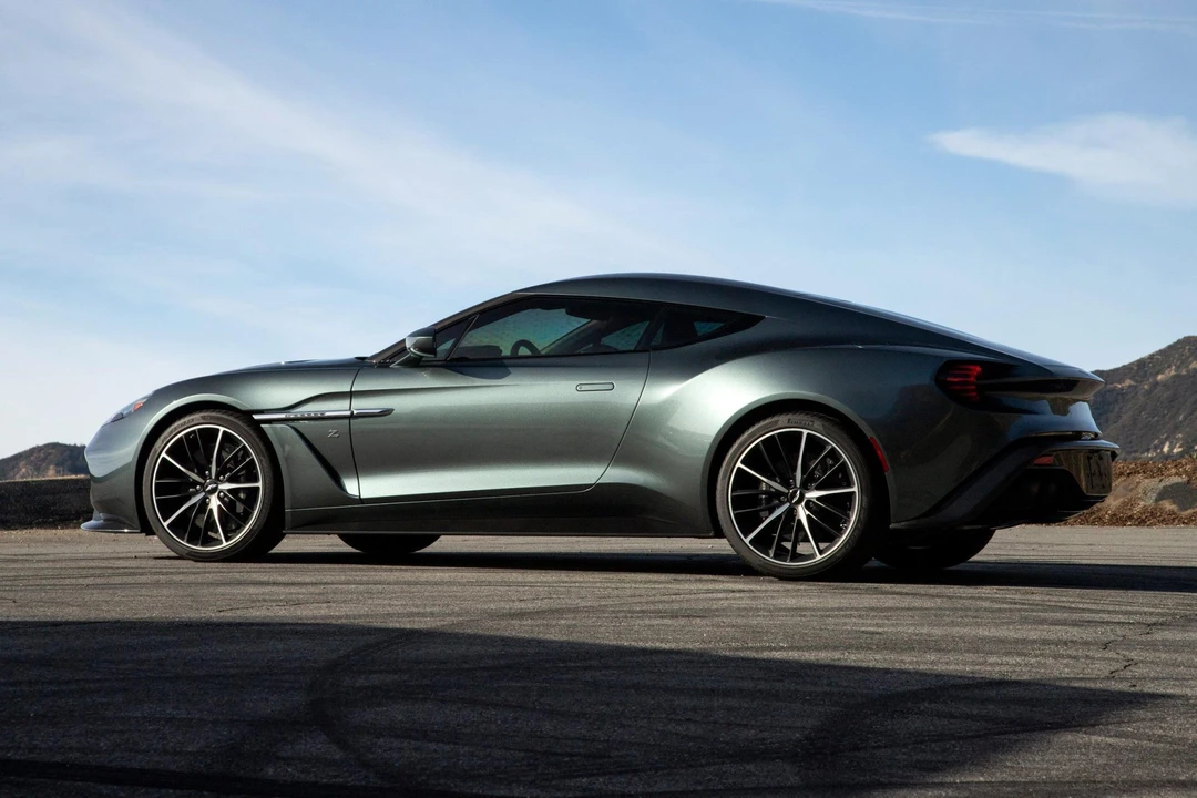 2018 Aston Martin Vanquish 2nd Gen - Image 9 of 31