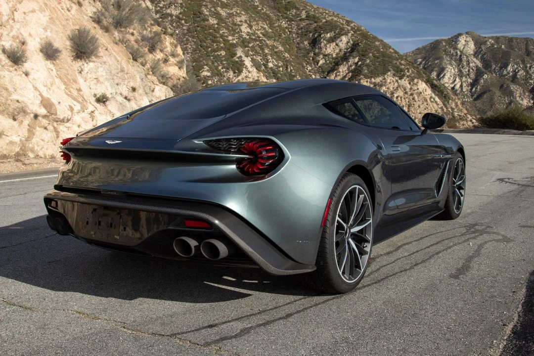 2018 Aston Martin Vanquish 2nd Gen - Image 18 of 31