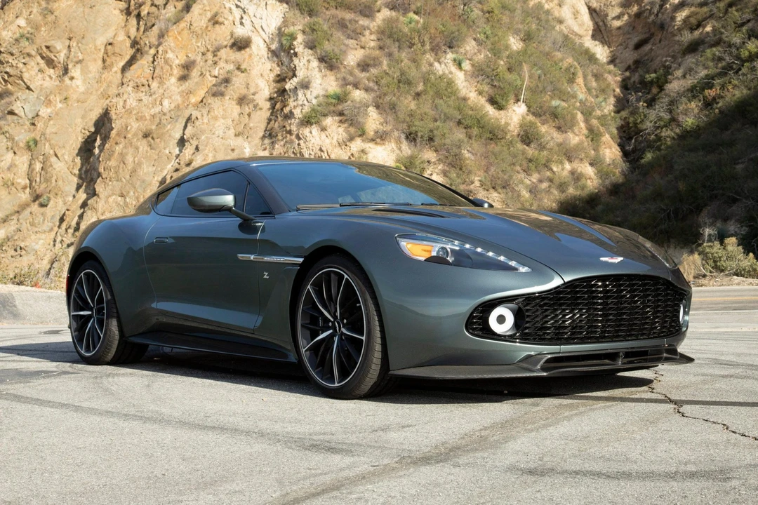 2018 Aston Martin Vanquish 2nd Gen - Image 24 of 31