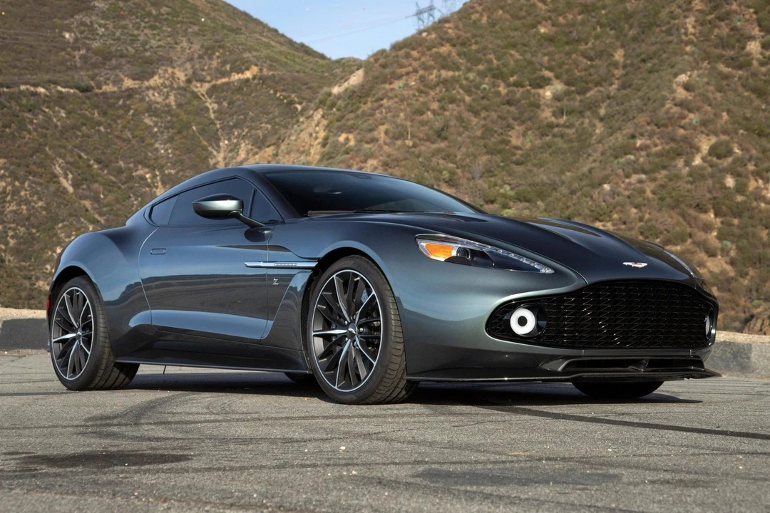 2018 Aston Martin Vanquish 2nd Gen - Image 26 of 31