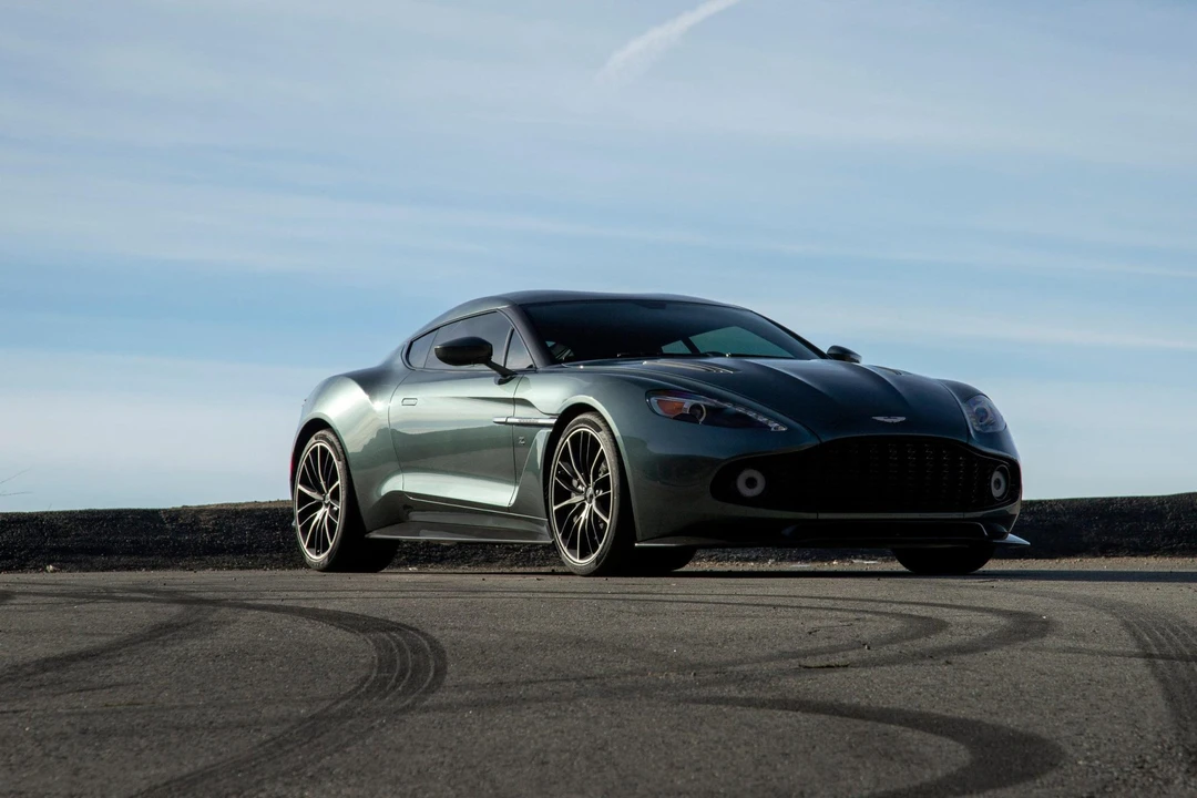 2018 Aston Martin Vanquish 2nd Gen - Image 27 of 31
