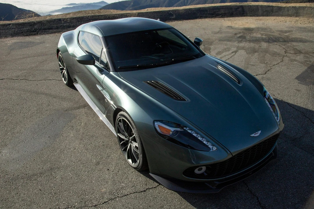 2018 Aston Martin Vanquish 2nd Gen - Image 28 of 31