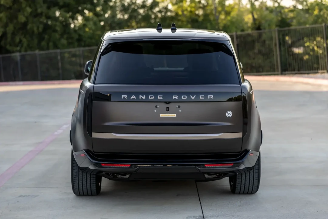 2025 Land Rover Range Rover L460 - Image 4 of 6