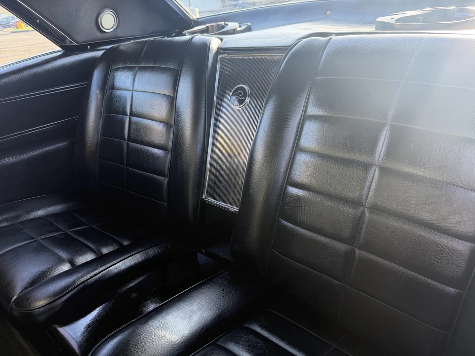 1963 Buick Riviera 1st Gen - Image 25 of 31