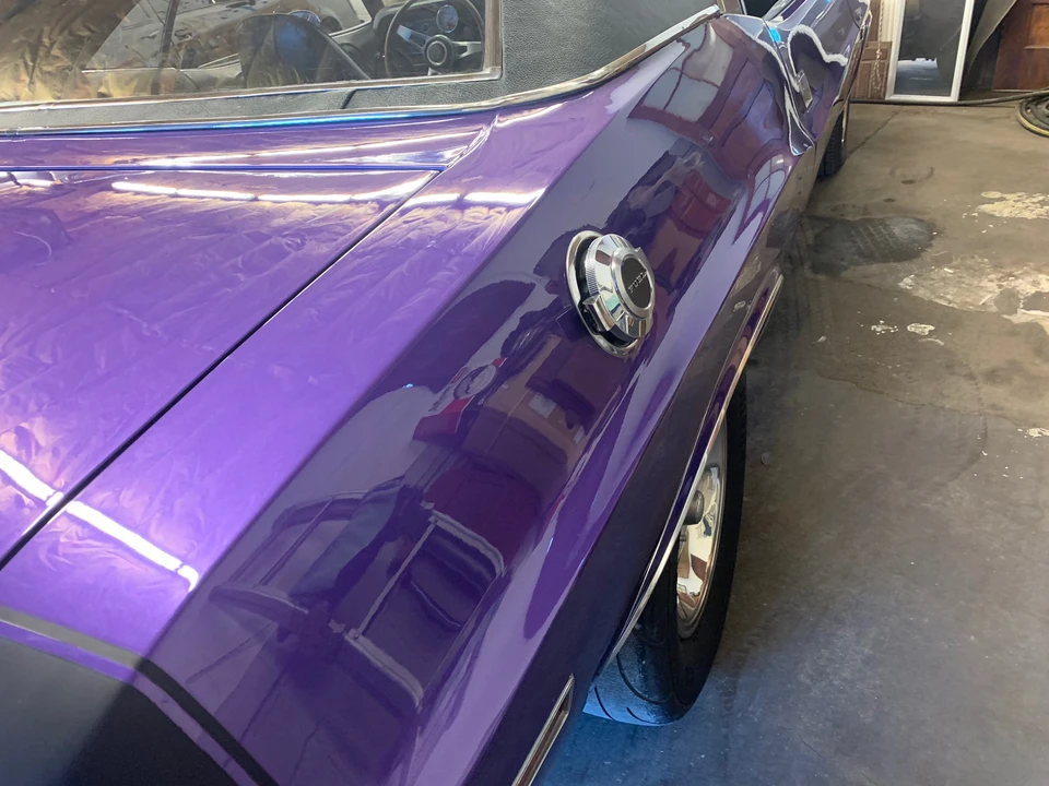 1970 Dodge Challenger Hemi 1st Gen - Image 24 of 31