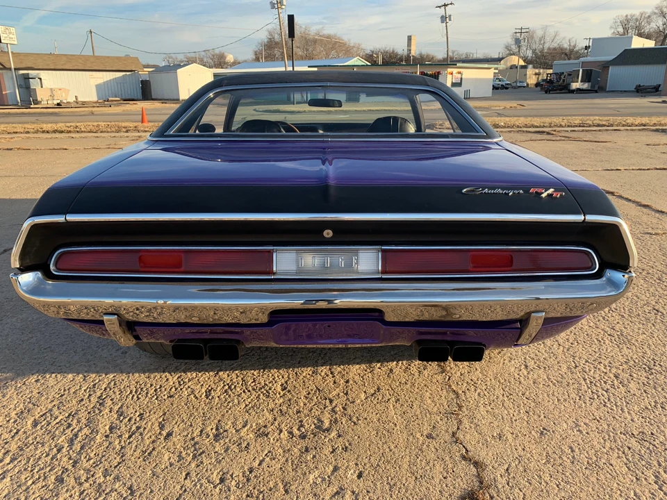 1970 Dodge Challenger Hemi 1st Gen - Image 13 of 31