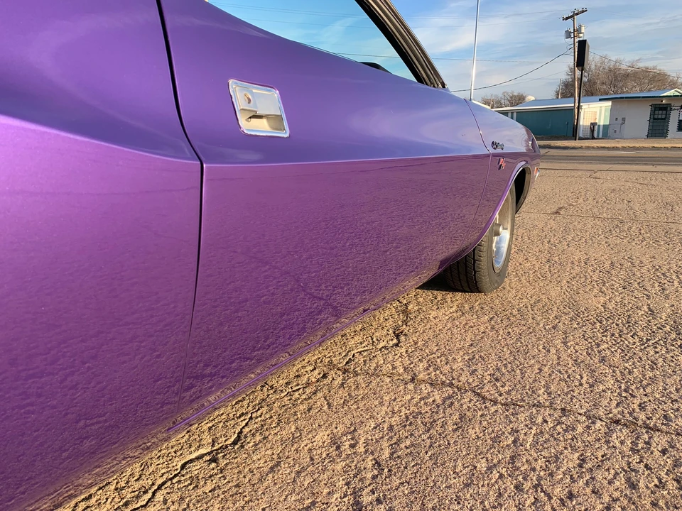 1970 Dodge Challenger Hemi 1st Gen - Image 26 of 31