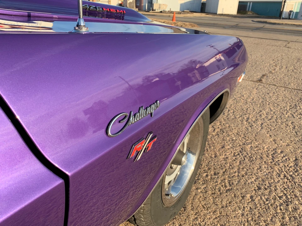 1970 Dodge Challenger Hemi 1st Gen - Image 28 of 31