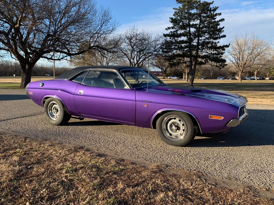 1970 Dodge Challenger Hemi 1st Gen - Image 7 of 31