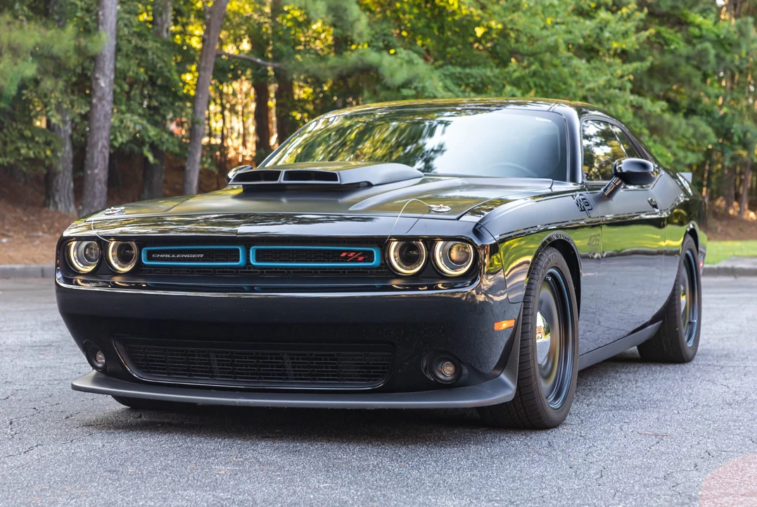 2016 Dodge Challenger SRT8 & 392 3rd Gen - Image 5 of 31