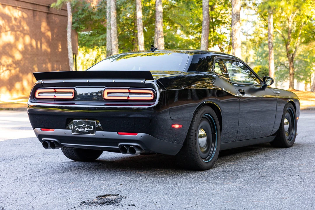 2016 Dodge Challenger SRT8 & 392 3rd Gen - Image 17 of 31