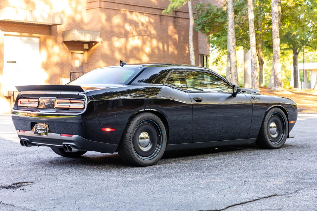 2016 Dodge Challenger SRT8 & 392 3rd Gen - Image 19 of 31