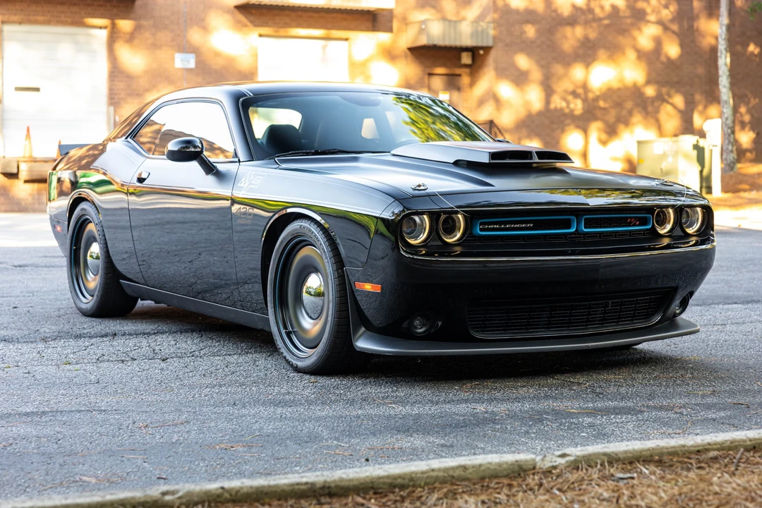 2016 Dodge Challenger SRT8 & 392 3rd Gen - Image 24 of 31