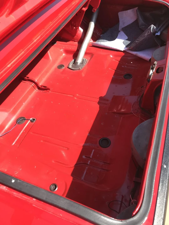 1970 Dodge Challenger Hemi 1st Gen - Image 28 of 31