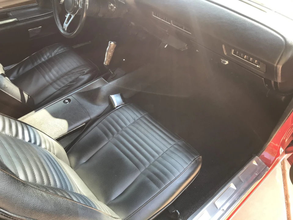 1970 Dodge Challenger Hemi 1st Gen - Image 20 of 31
