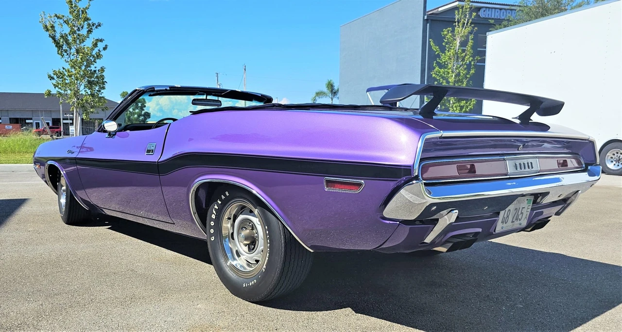 1970 Dodge Challenger Hemi 1st Gen - Image 4 of 31