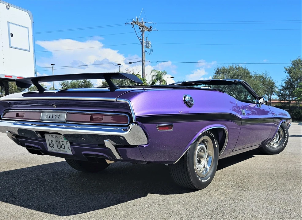 1970 Dodge Challenger Hemi 1st Gen - Image 12 of 31