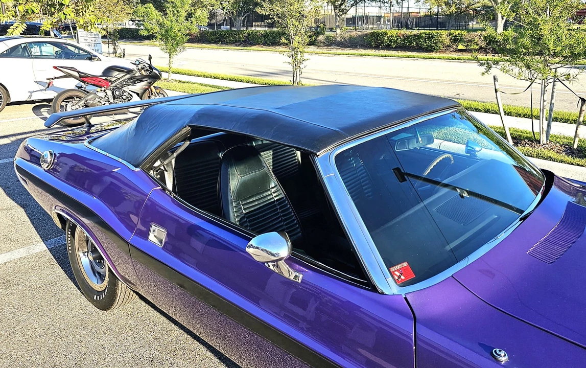 1970 Dodge Challenger Hemi 1st Gen - Image 25 of 31