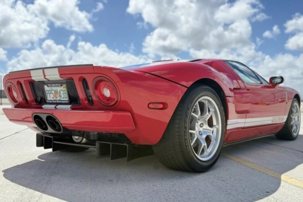 2006 Ford GT 1st Gen - Image 2 of 6