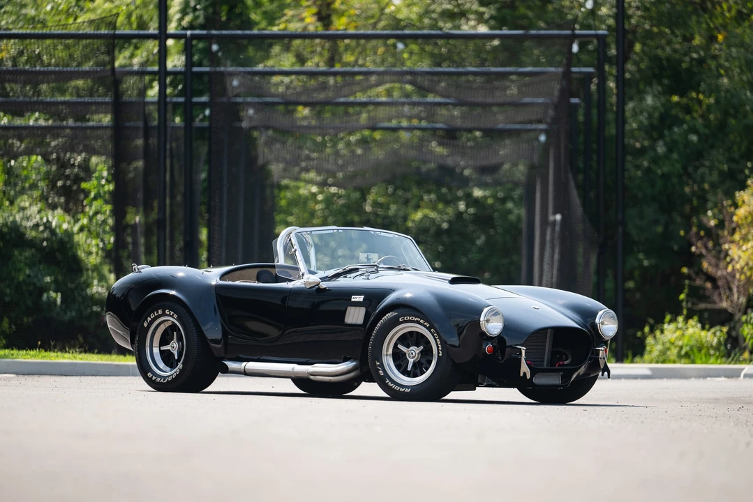 Shelby Cobra Replica - Image 16 of 31
