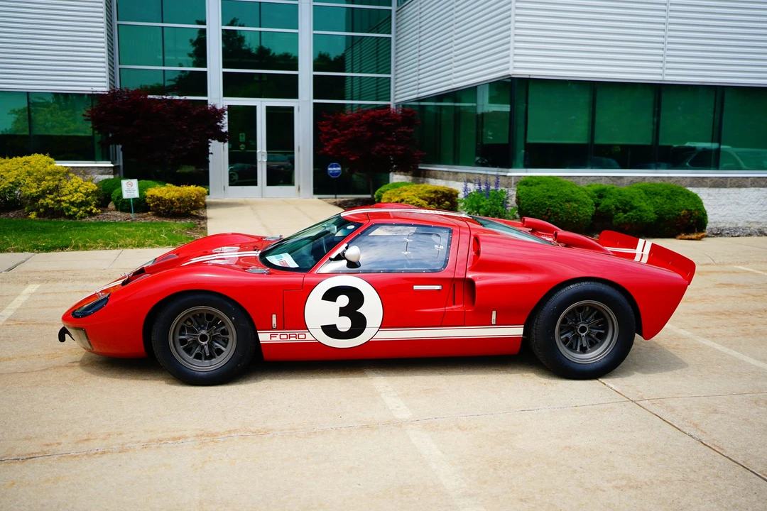 Ford Replica - Image 11 of 31
