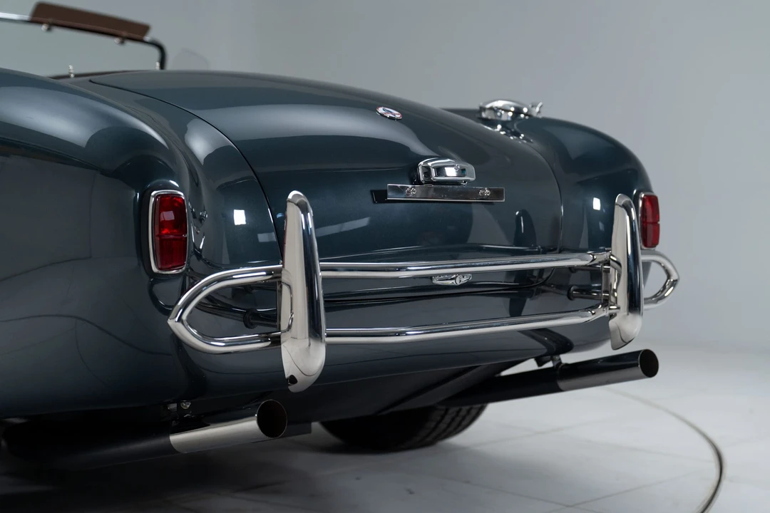 Shelby Cobra Replica - Image 18 of 31