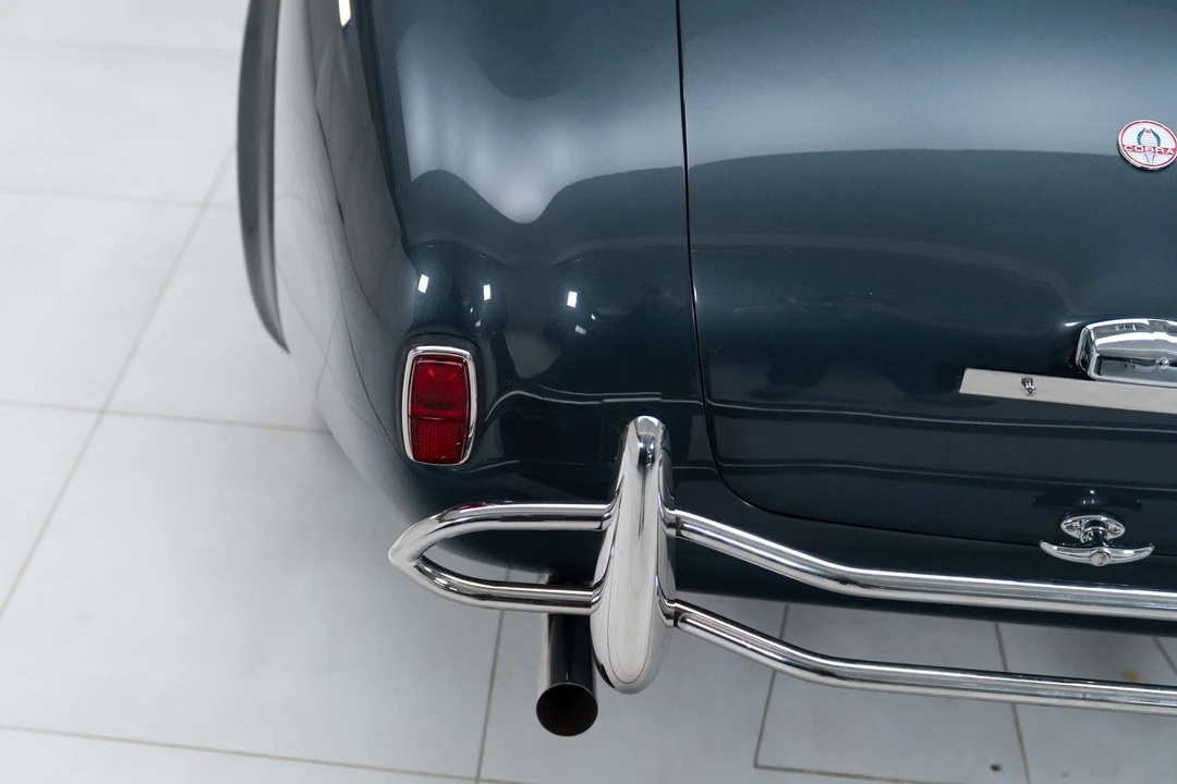 Shelby Cobra Replica - Image 22 of 31