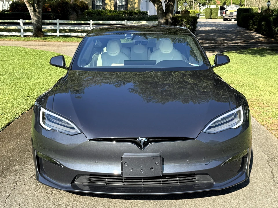 2022 Tesla Model S Plaid - Image 17 of 31