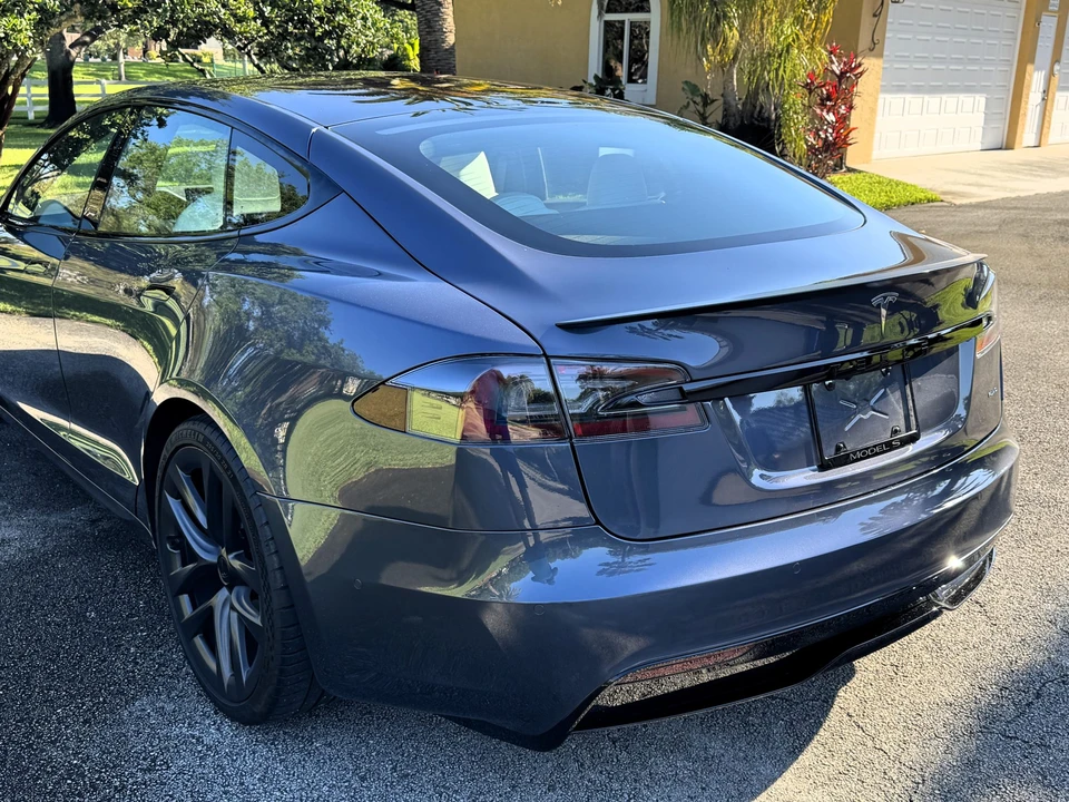 2022 Tesla Model S Plaid - Image 20 of 31