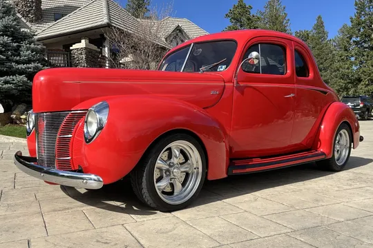 1940 Ford Deluxe Coupe Street Rod