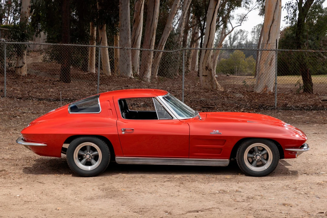 1963 Chevrolet Corvette C2 - Image 24 of 31