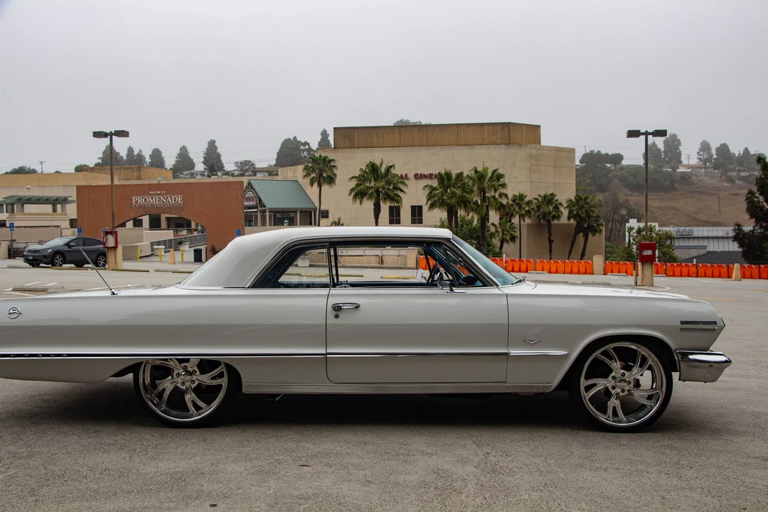 1963 Chevrolet Impala 3rd Gen - Image 25 of 31