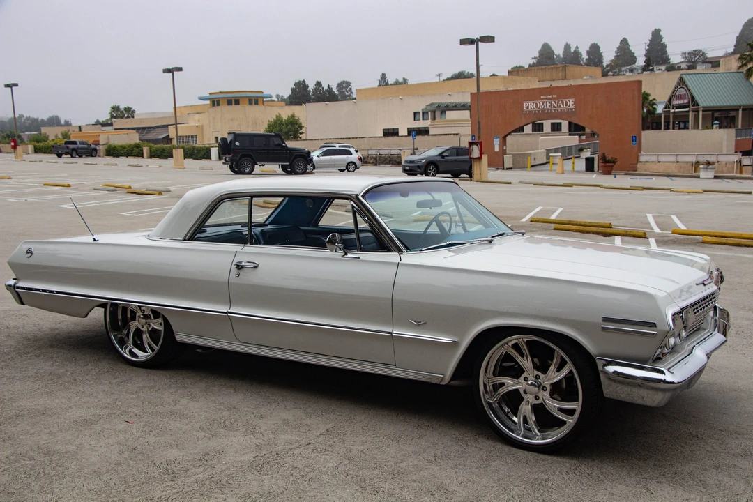 1963 Chevrolet Impala 3rd Gen - Image 27 of 31