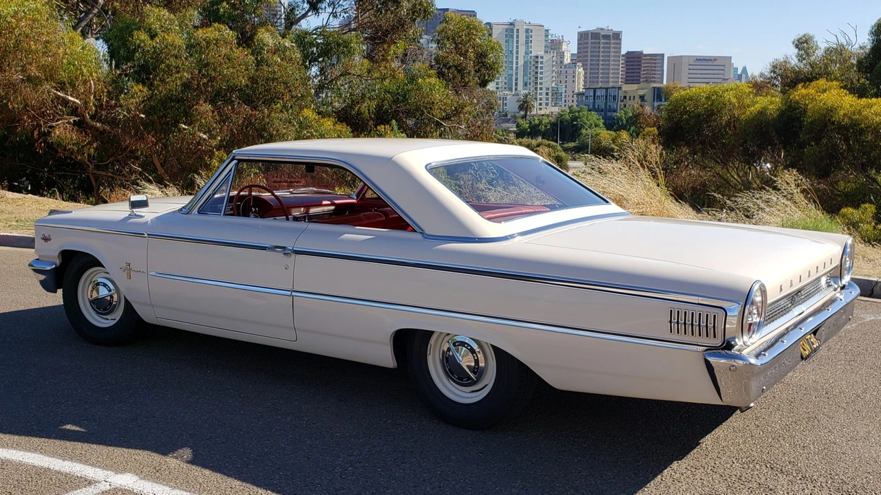1963 Ford Galaxie 427 2nd Gen - Image 10 of 31