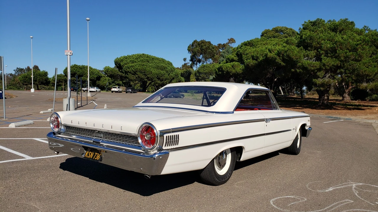 1963 Ford Galaxie 427 2nd Gen - Image 5 of 31