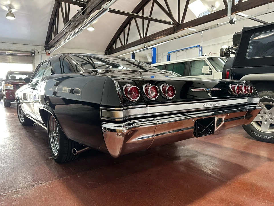 1965 Chevrolet Impala 4th Gen - Image 16 of 31