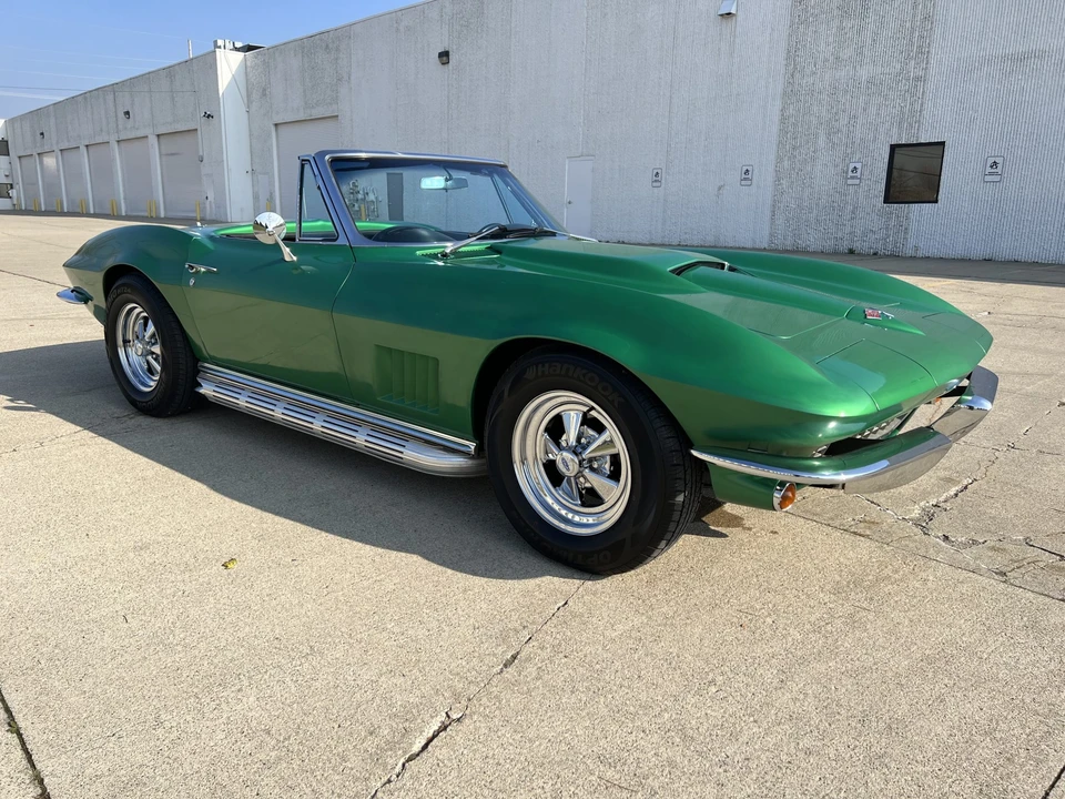 1966 Chevrolet Corvette C2 - Image 2 of 31