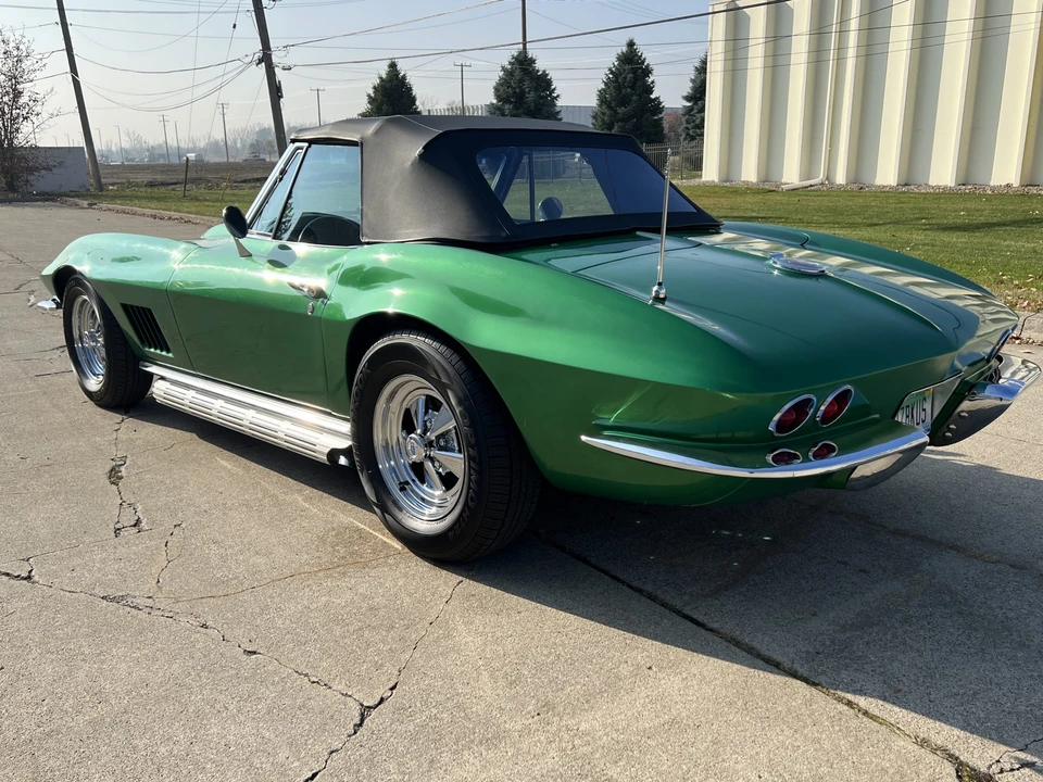 1966 Chevrolet Corvette C2 - Image 9 of 31