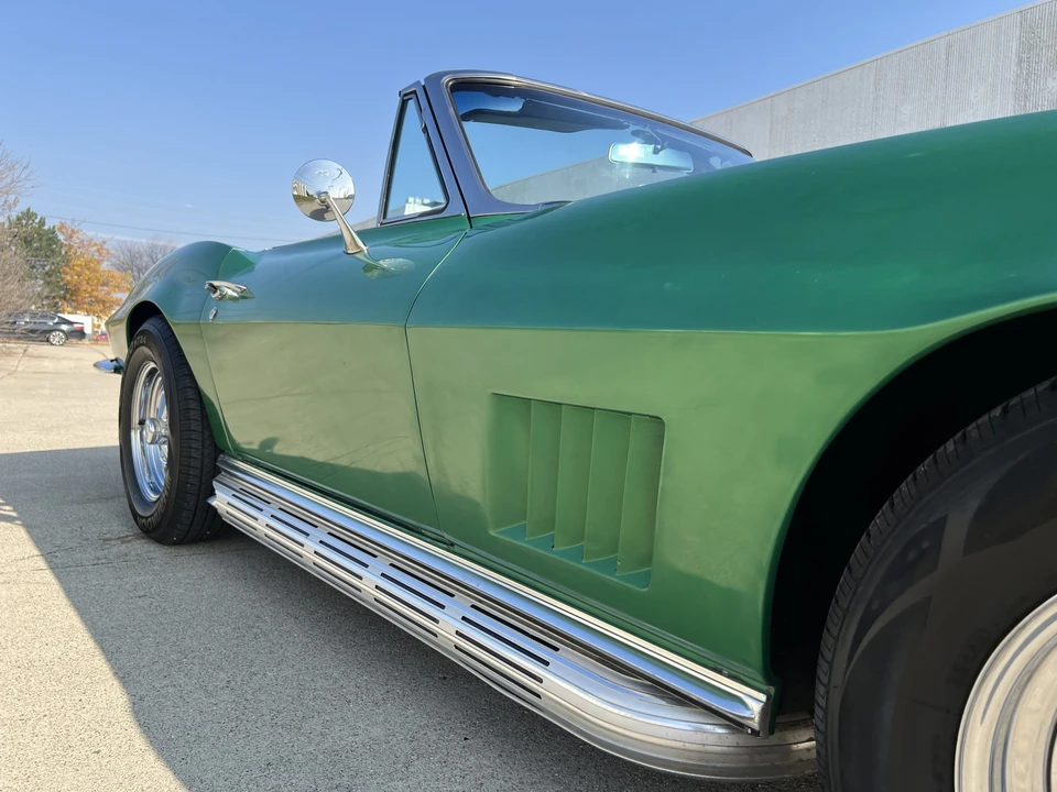 1966 Chevrolet Corvette C2 - Image 13 of 31