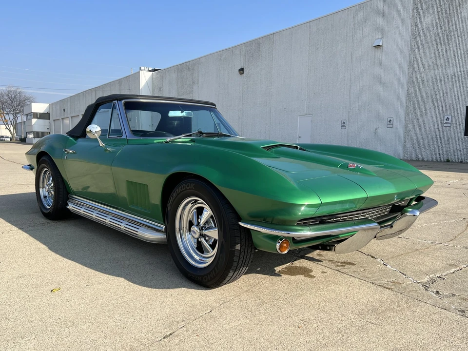 1966 Chevrolet Corvette C2 - Image 7 of 31