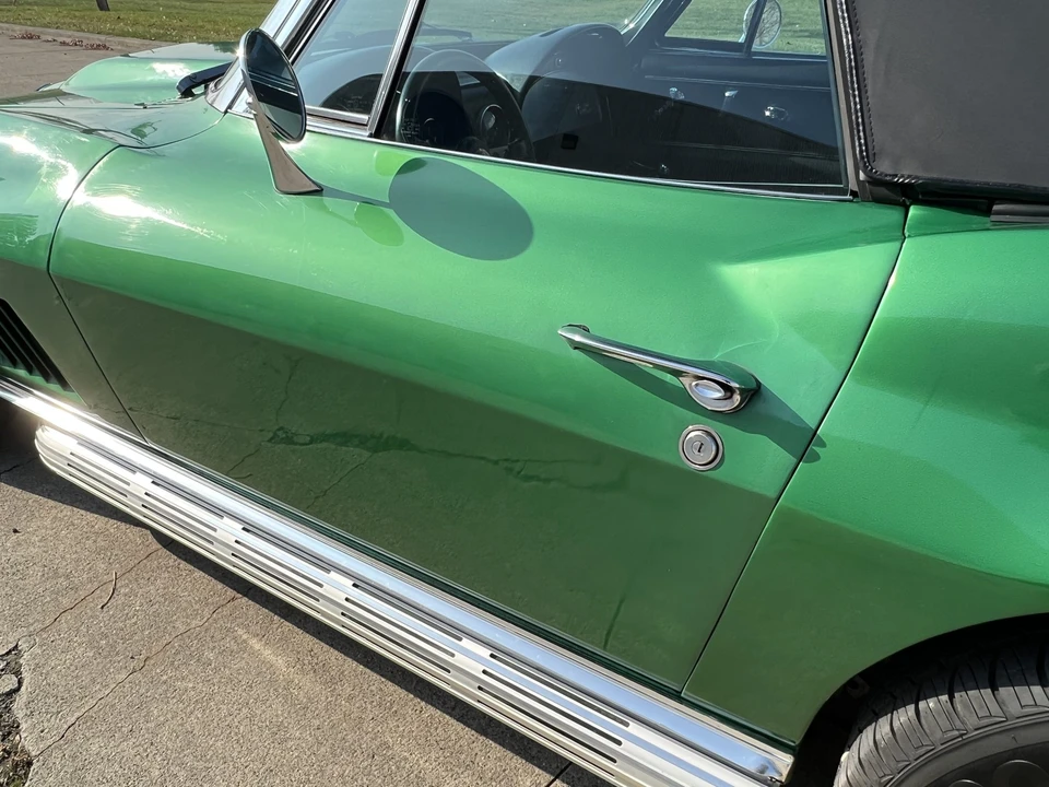 1966 Chevrolet Corvette C2 - Image 21 of 31