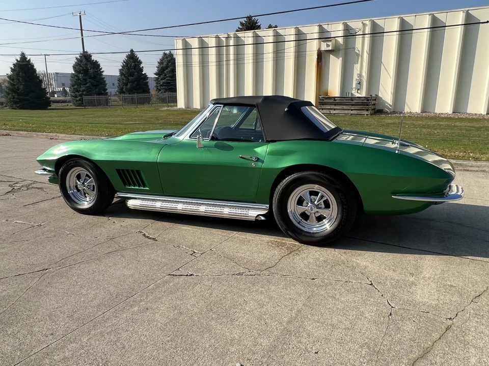 1966 Chevrolet Corvette C2 - Image 11 of 31