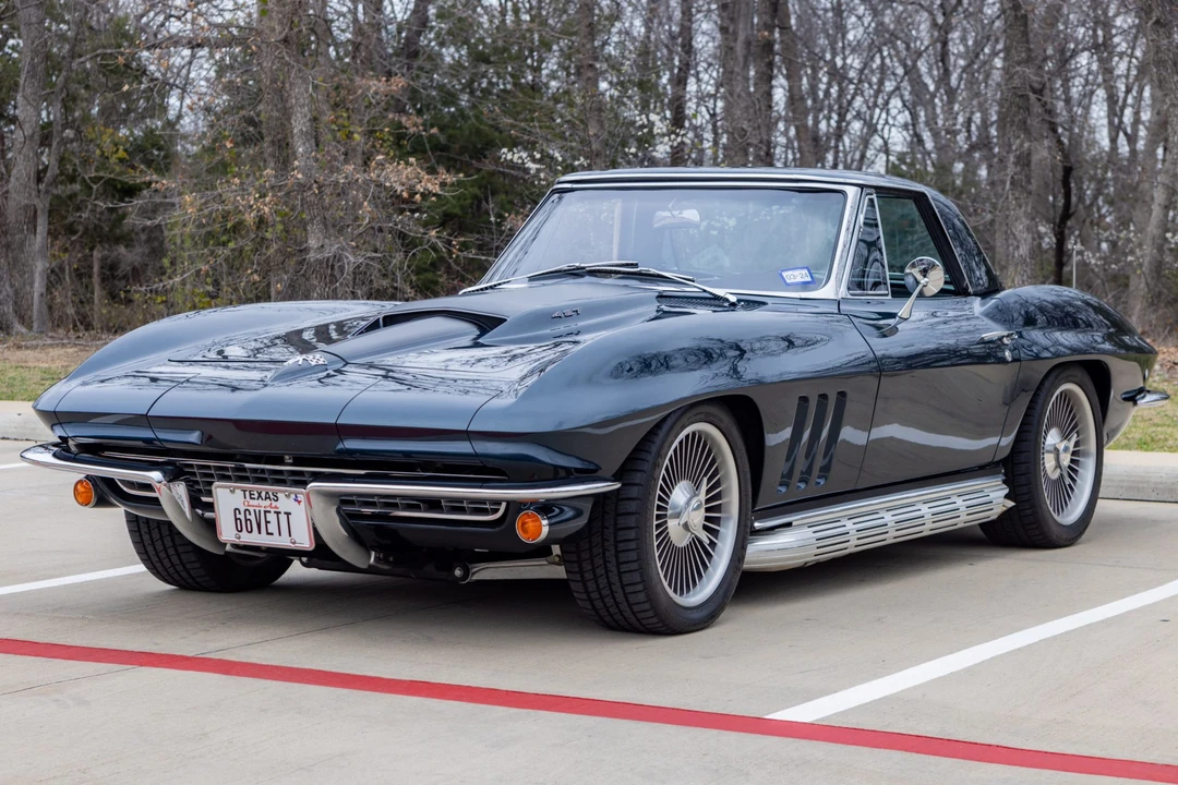 1966 Chevrolet Corvette C2 - Image 10 of 31