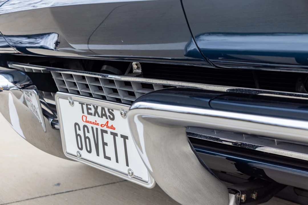 1966 Chevrolet Corvette C2 - Image 26 of 31