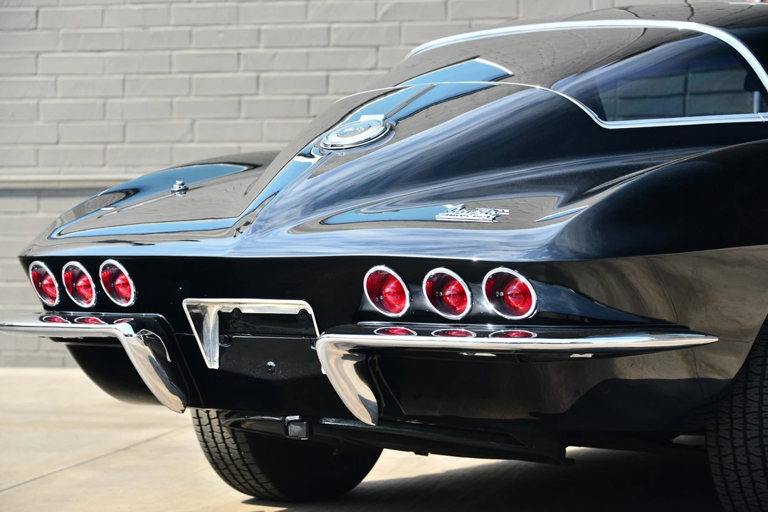 1966 Chevrolet Corvette C2 - Image 23 of 31