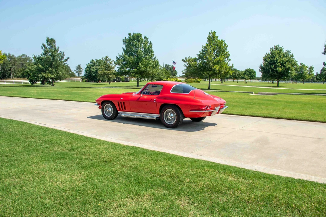 1966 Chevrolet Corvette C2 - Image 29 of 31