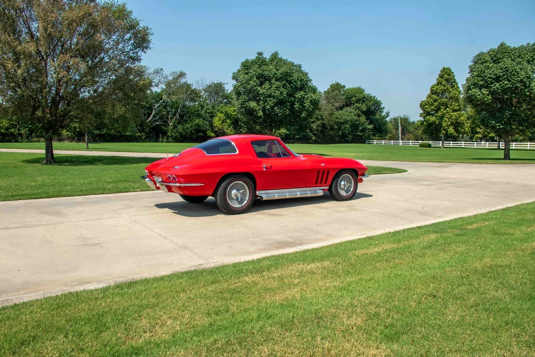 1966 Chevrolet Corvette C2 - Image 24 of 31