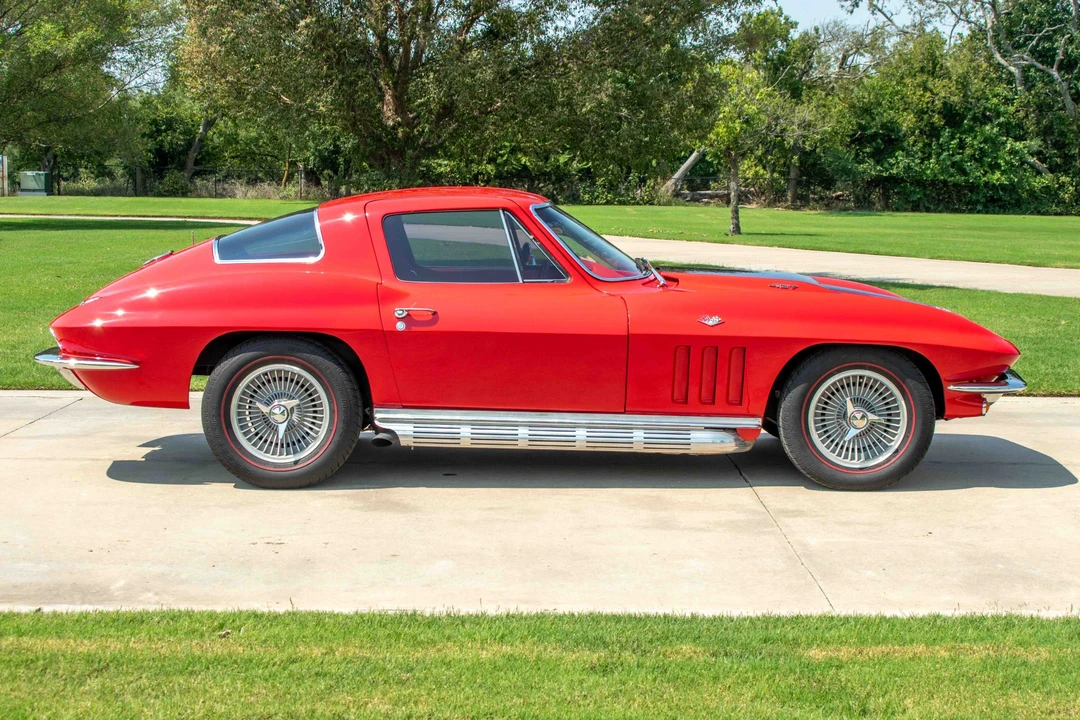 1966 Chevrolet Corvette C2 - Image 23 of 31