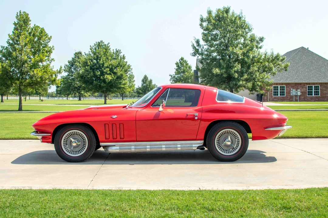 1966 Chevrolet Corvette C2 - Image 15 of 31